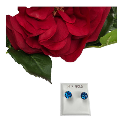14kt gold stud earrings
